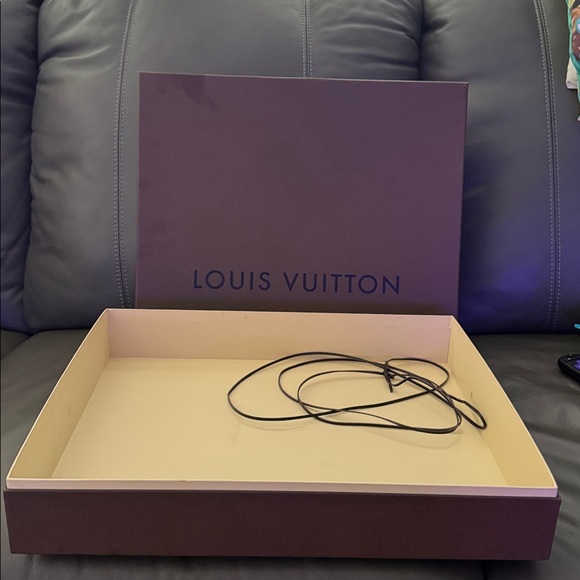 EUC VINTAGE authentic vintage LOUIS VUITTON Monogram Musette Tango. 🤎✨w/ LV Box - Picture 2 of 16